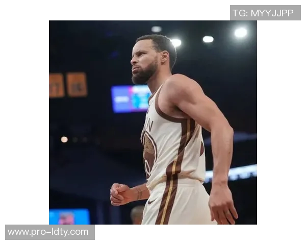 库里谈詹姆斯缺阵原因称其必定有正当理由想上场比赛